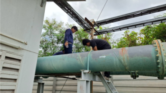 กองการจัดสรรน้ำร่วม สทน.7 ลงพื้นที่ตรวจกำกับและควบคุมการใช้ทรัพยากรน้ำสาธารณะบริษัท เอ็กคอมธารา จำกัด จ.ราชบุรี